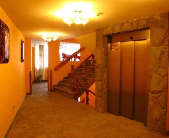 Hotel Warari Куско Екстериор снимка